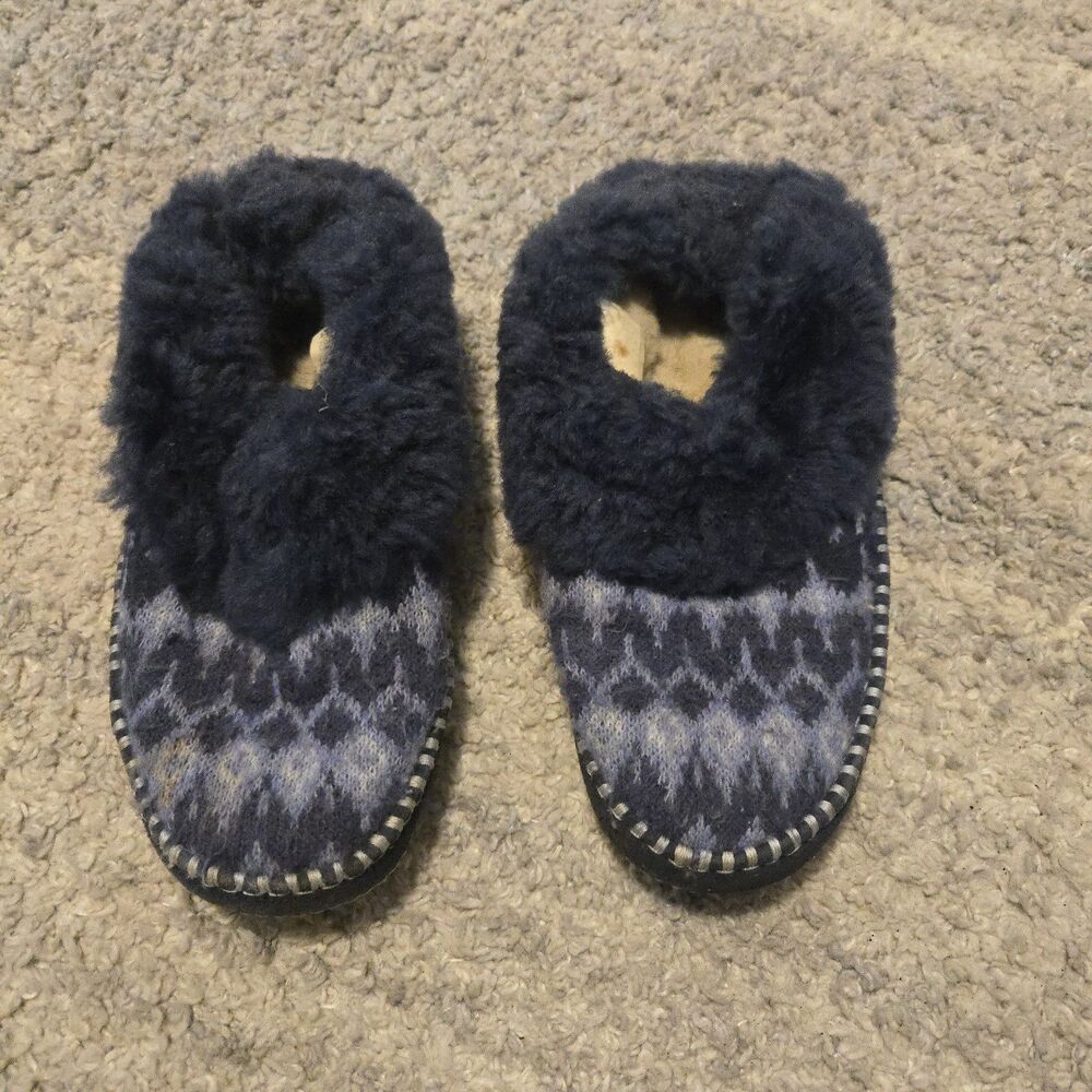 Ugg Wrin Slipper Women's Slip on  Icelandic Blue Sheepskin Size 8